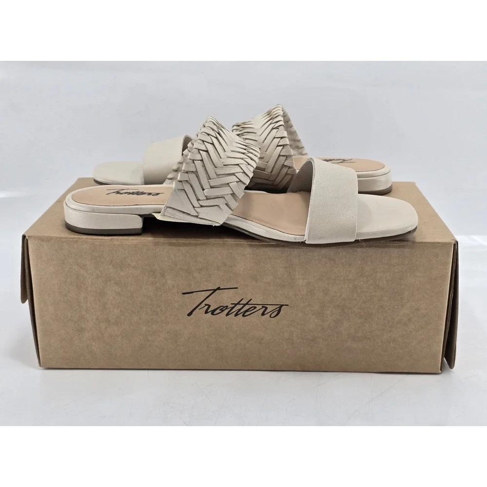 NIB Trotters Women's Nalane Sandals - Color Ivory - Size 8 Wide - Picture 10 of 13